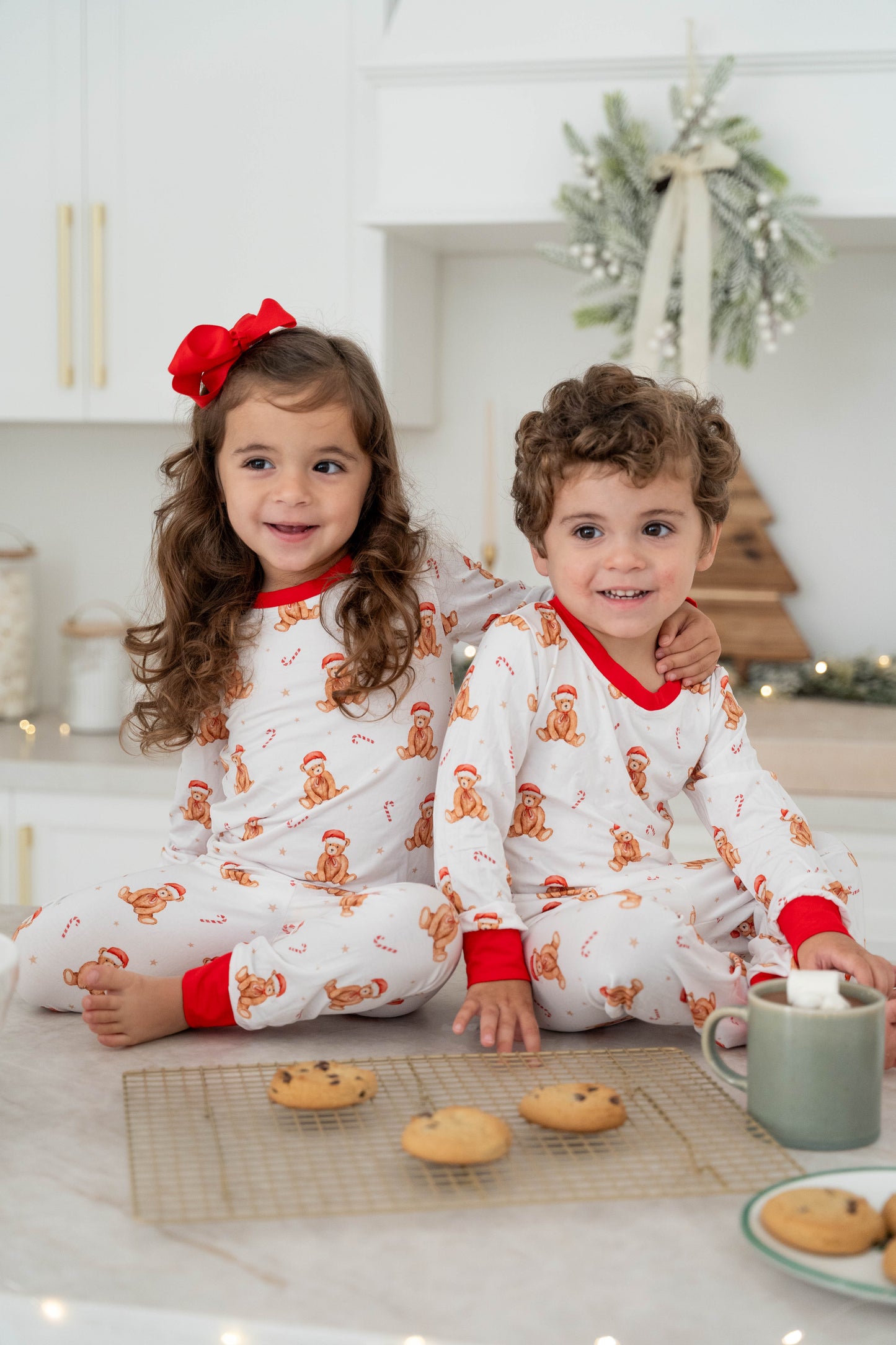 Santa's Teddy Dreams 2-piece KIDS/TEENS