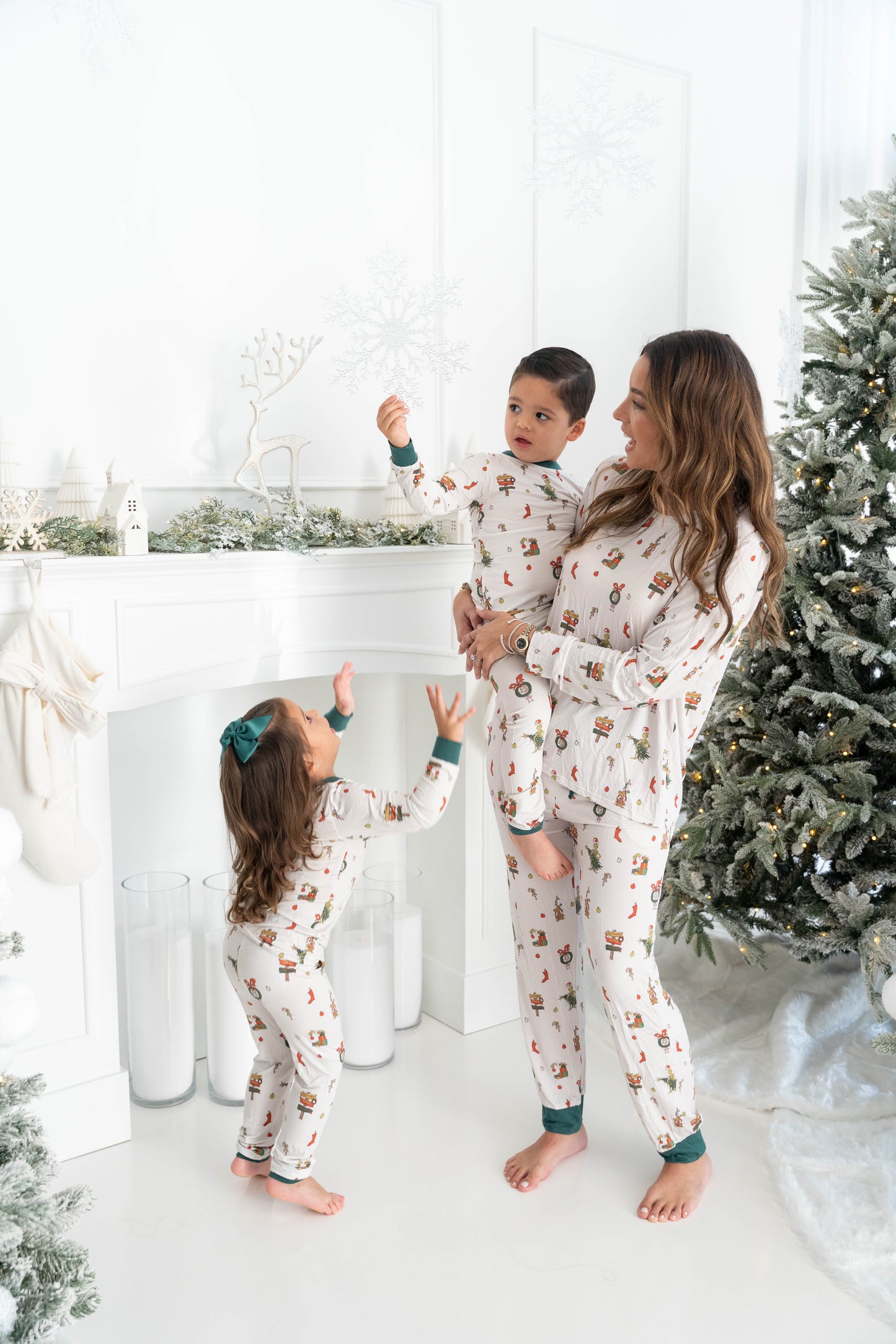 ADULT WHO-VILLE Dreams 2-piece pajama set